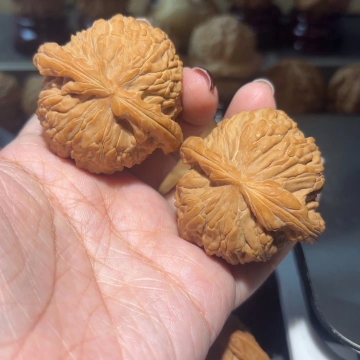 把件文玩核桃46闷白