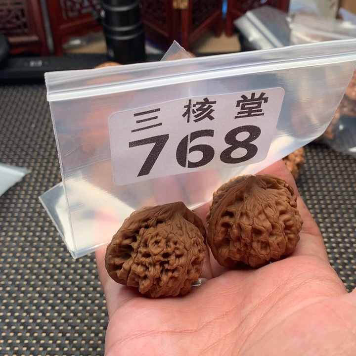 文玩核桃把件水龙