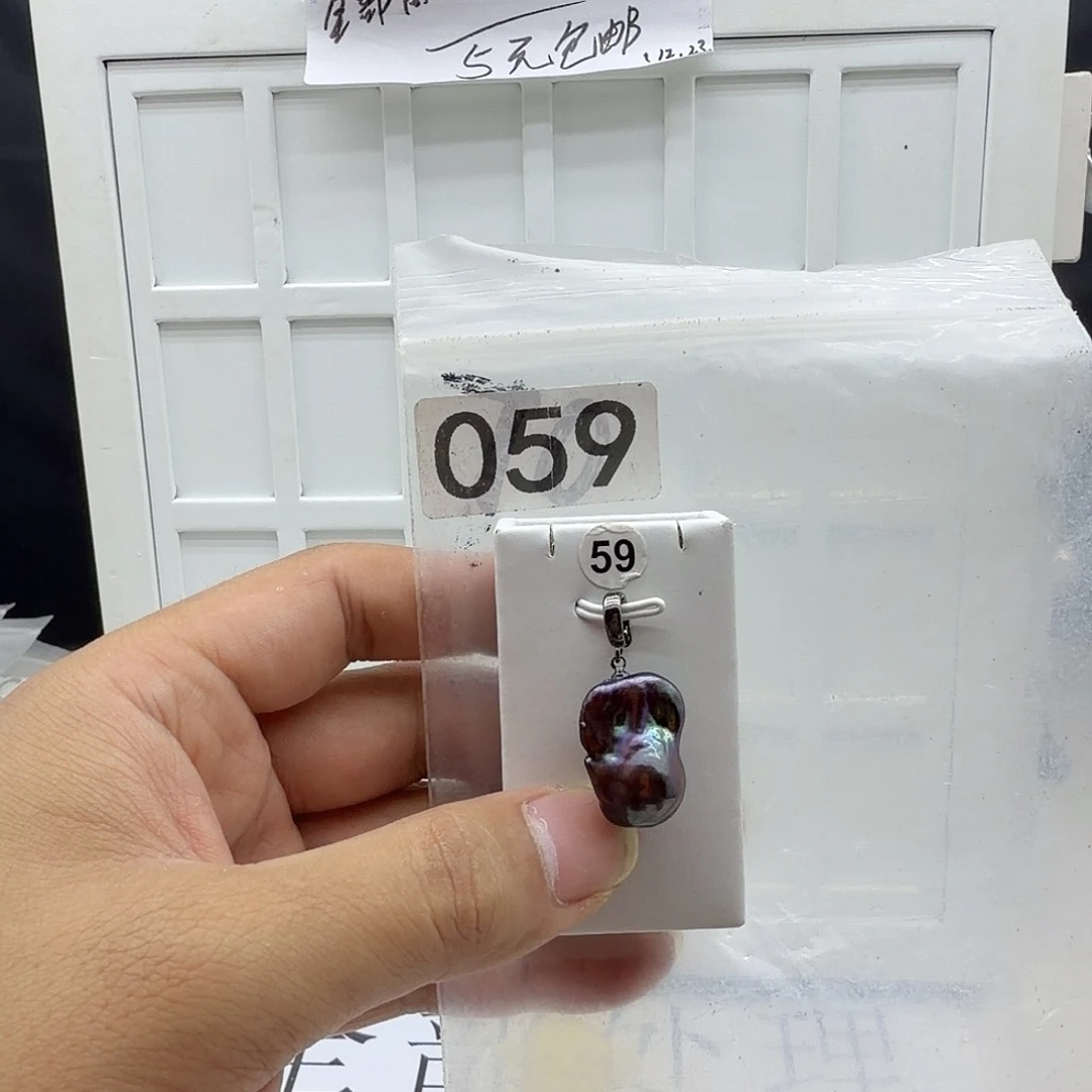 淡水珍珠颈饰合金