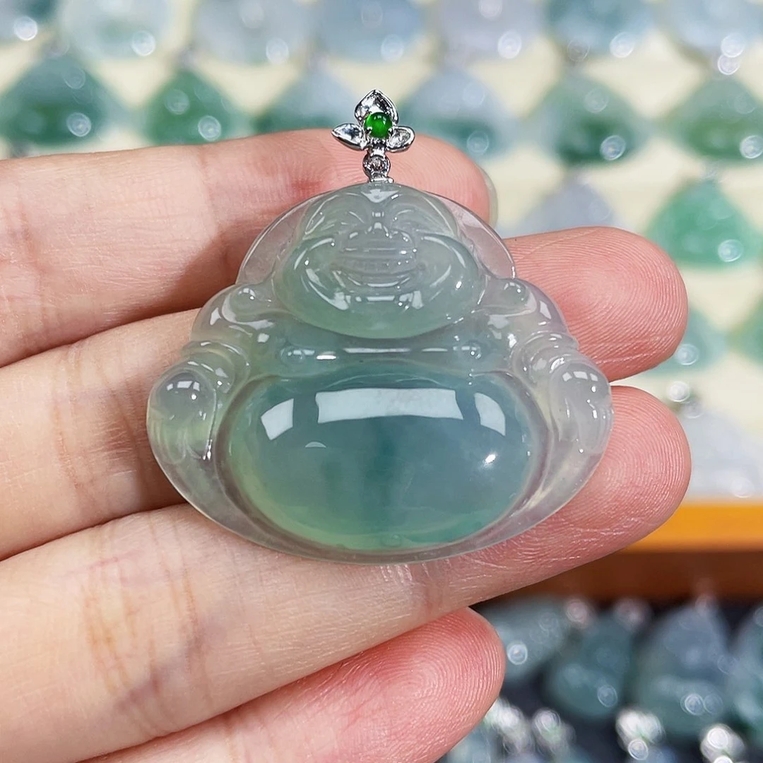 翡翠18K金镶嵌颈饰吊坠