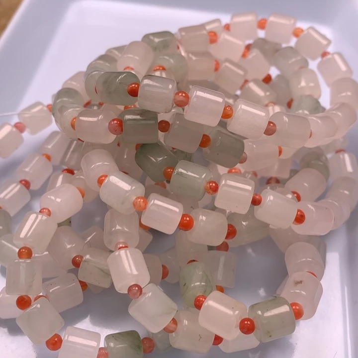 石英质玉未镶嵌颈饰2条手链
