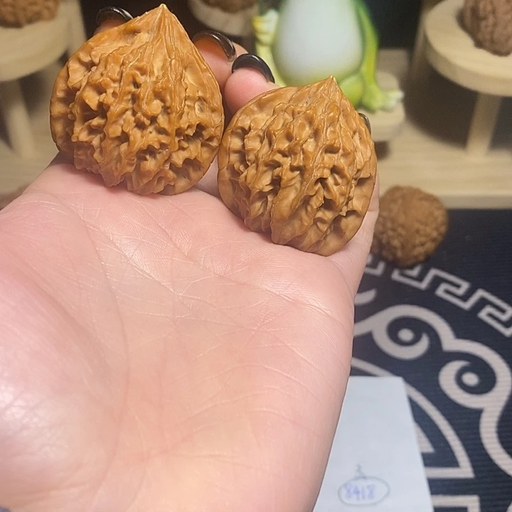 文玩核桃吊坠御龙粗筋三棱39