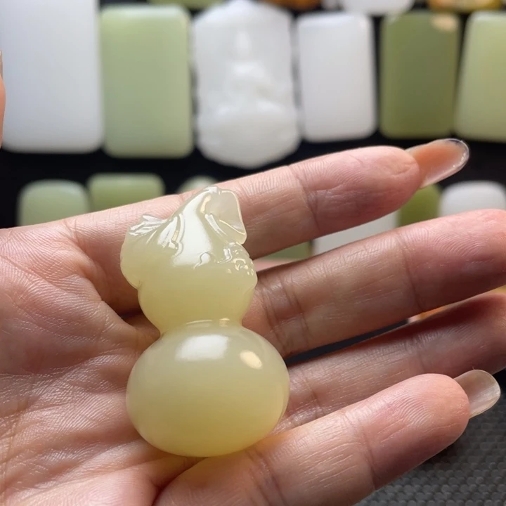 爱***赢新疆昆仑山料葫芦
