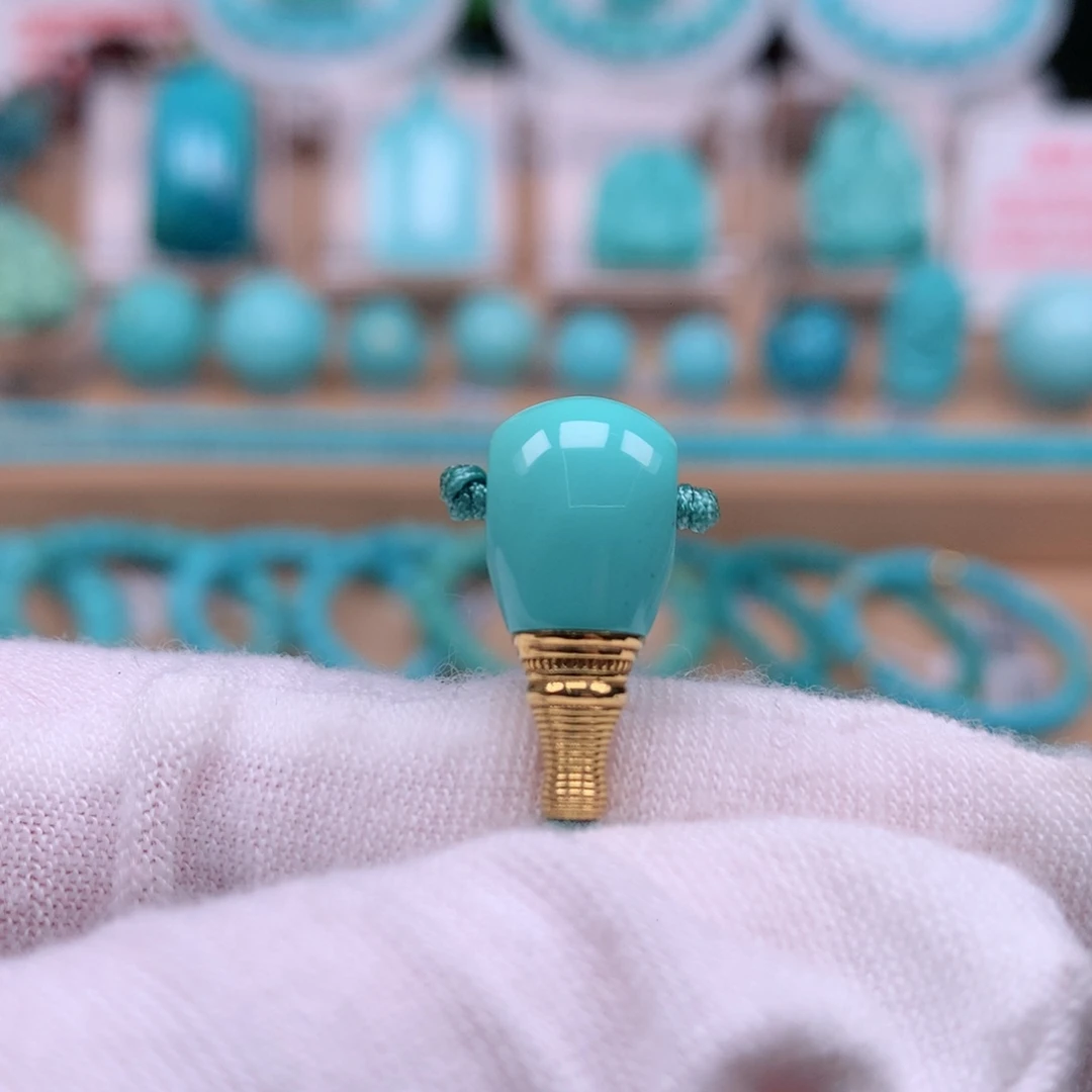 绿松石18K金镶嵌珠宝奇石9mm