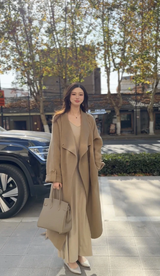 【妮妮专属】秋冬时尚阔版立领系带长款双面手缝骆驼绒大衣女24010