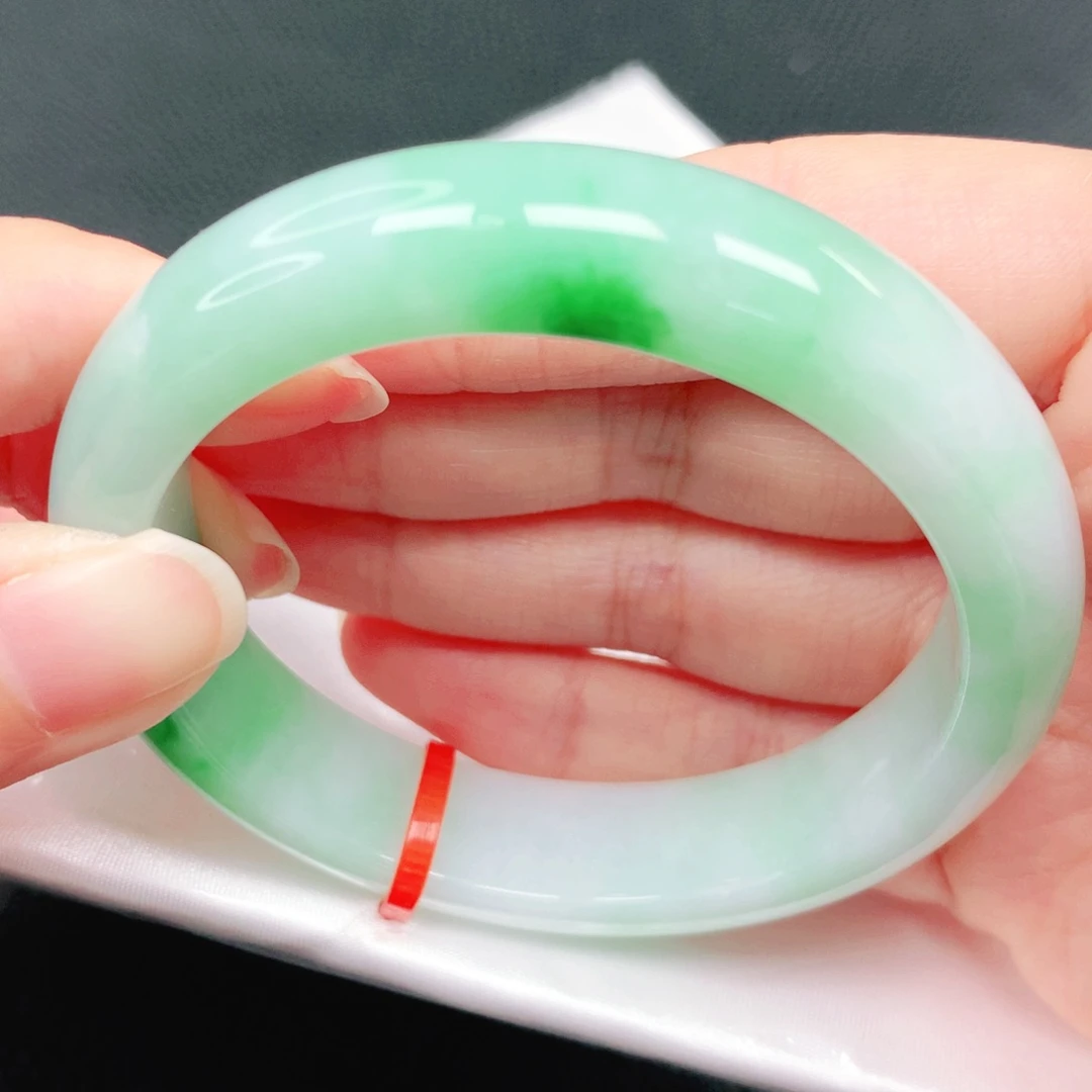 翡翠未镶嵌手镯54圈