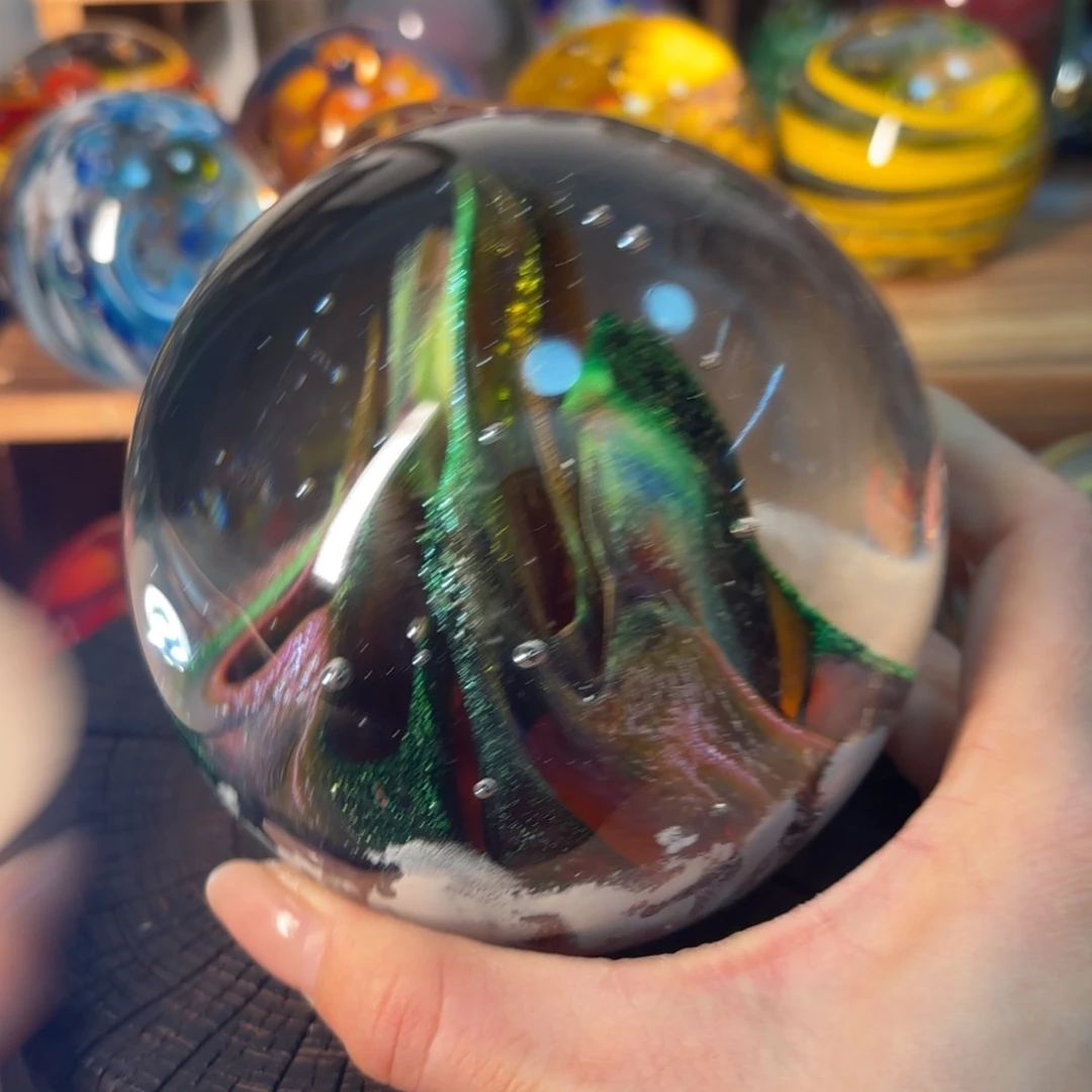 行***走琉璃手工艺品微瑕