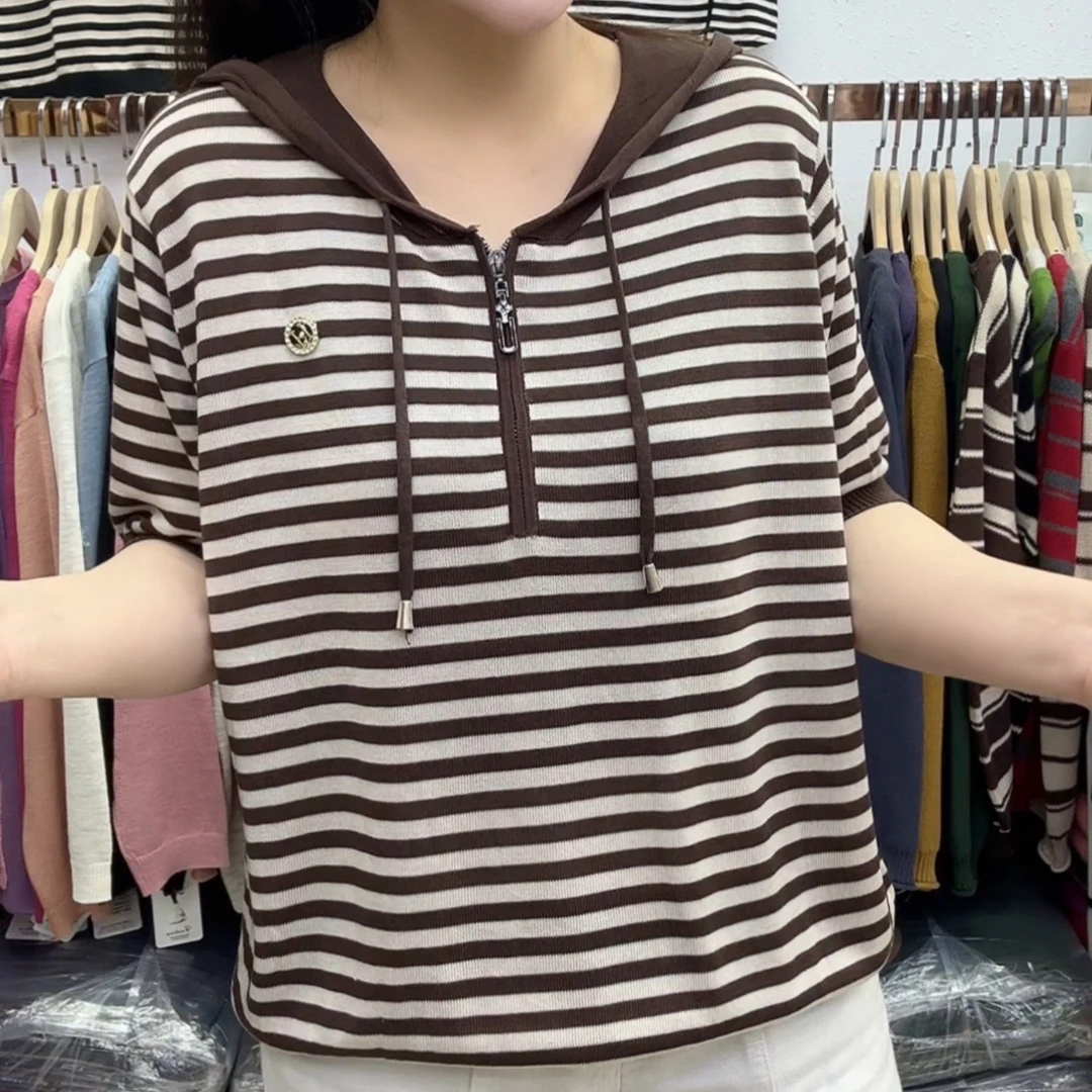 条纹时尚常规女大码女装夏季连帽短袖毛针织衫显瘦