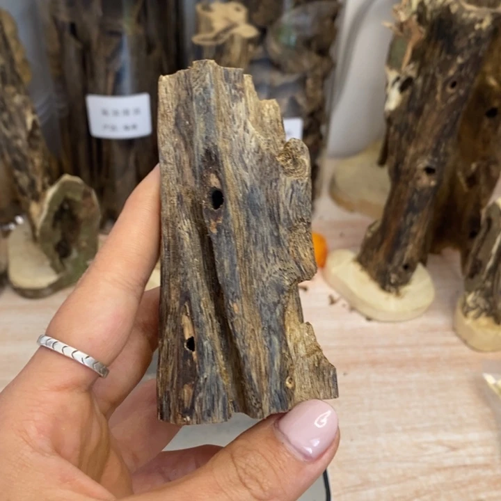 奇楠沉香透顶绿50g实心