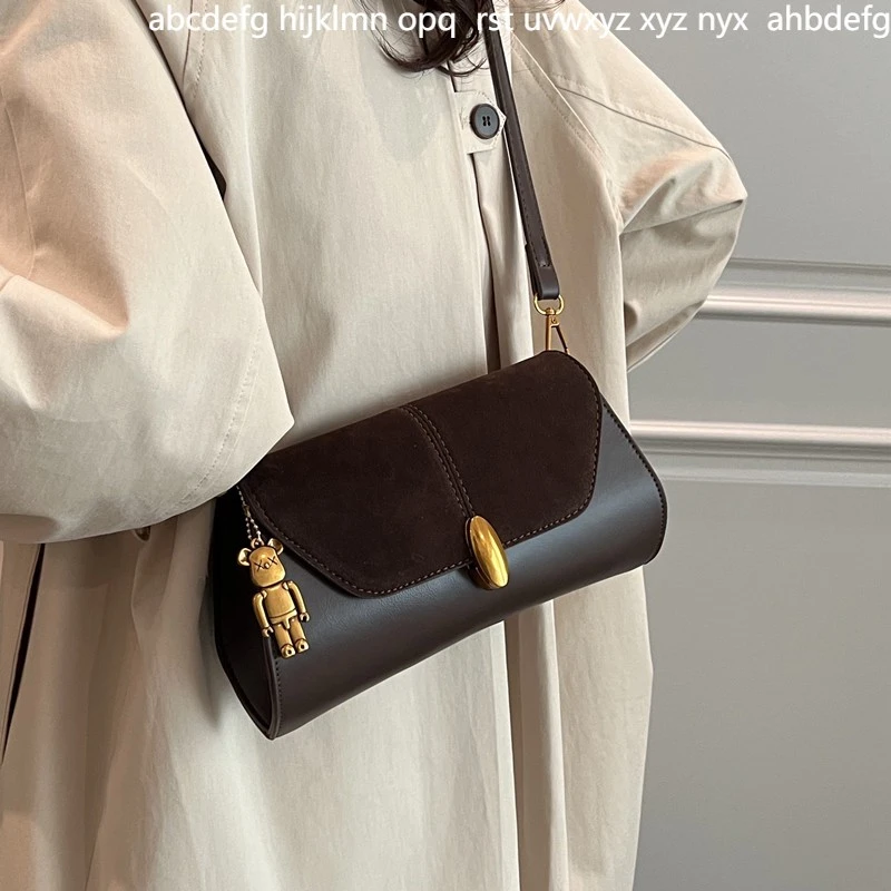 2025新款今年流行包包女新款时尚高级感复古百搭斜挎包爆款超火小