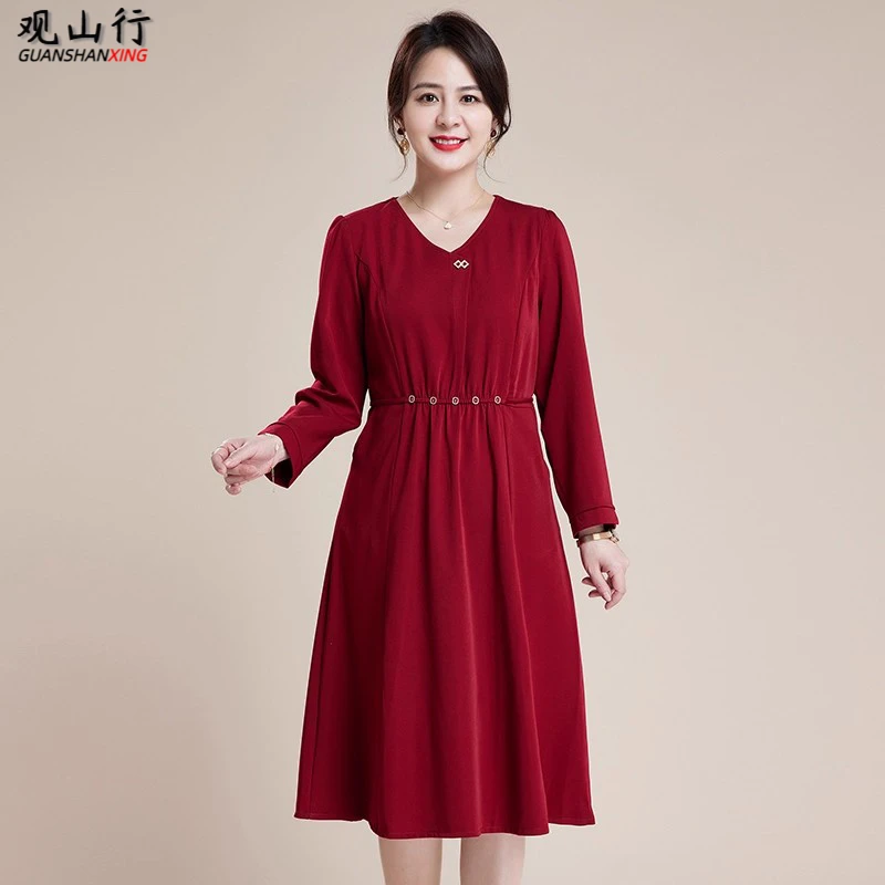 中年妈妈秋装雪纺连衣裙洋气2025新款中老年女装秋季遮肚显瘦裙子