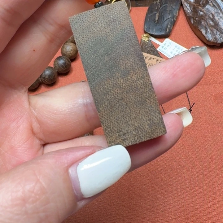 大叶紫檀（黑酸枝木类）