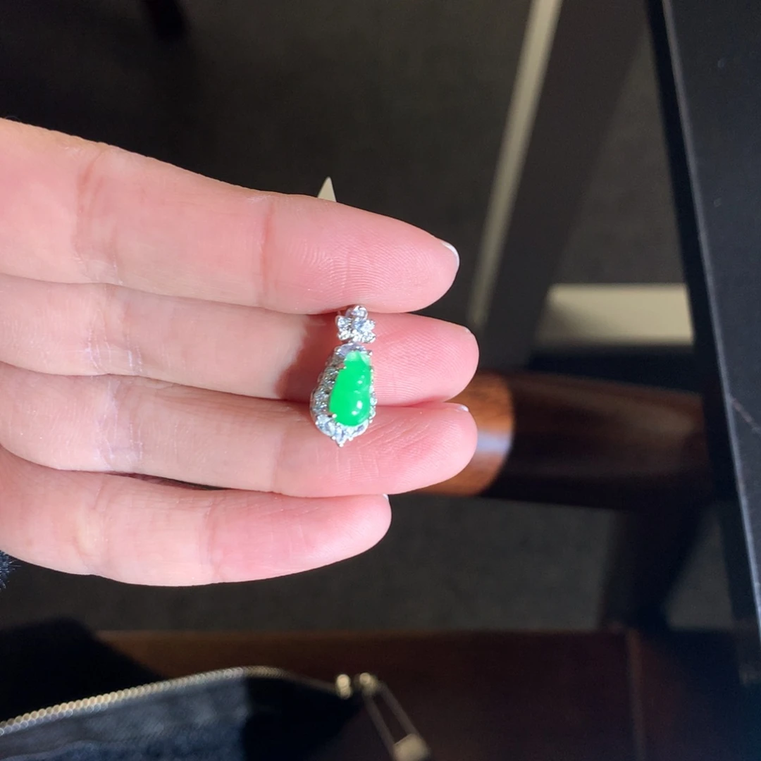 翡翠耳饰银S925镶嵌天然翡翠