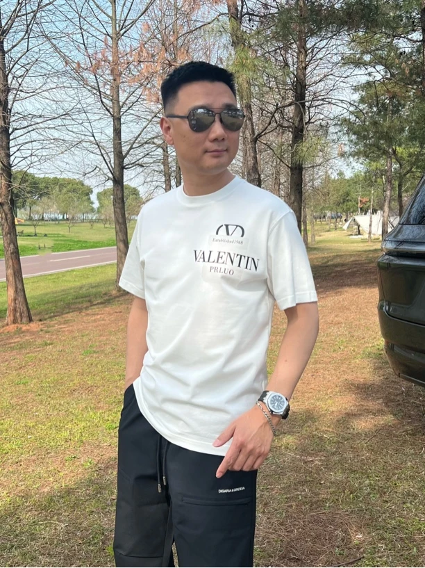 《国际行》2025时尚简约高端微宽松半袖26750282