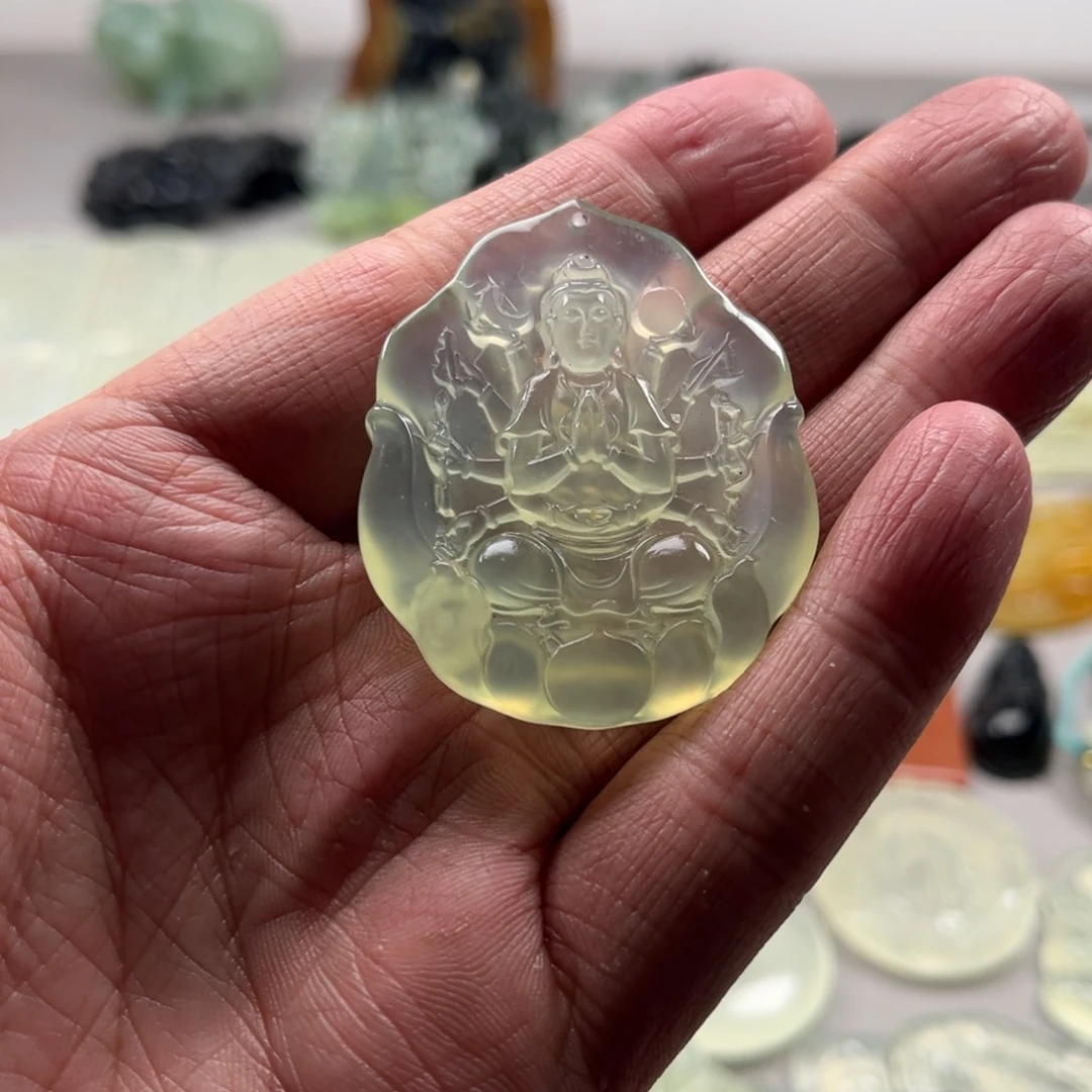 未镶嵌蛇纹石玉颈饰