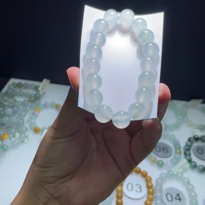 未镶嵌定制翡翠奶****ᐝ翡翠卡12.3