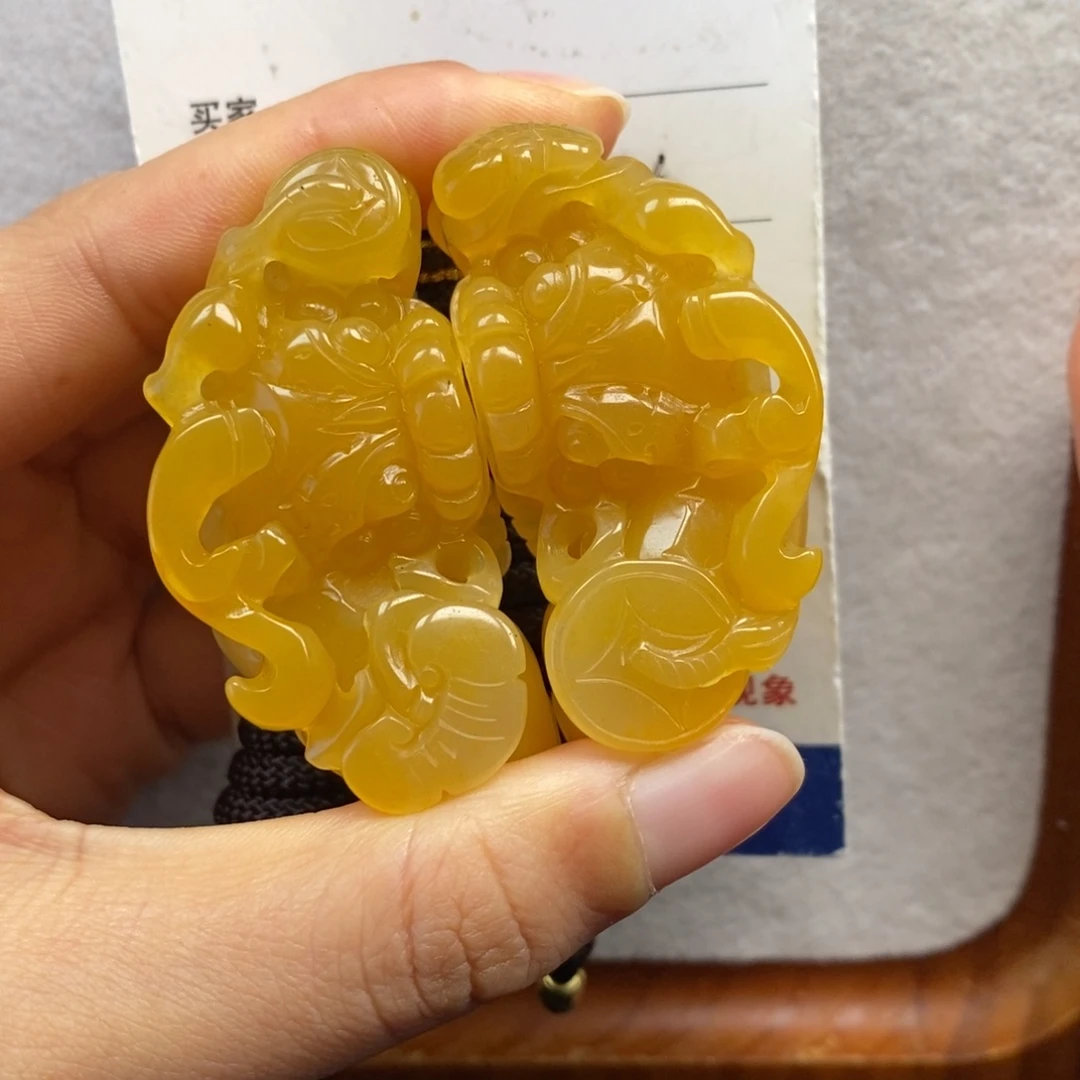 信***禹石英质玉（黄龙玉）未镶嵌颈饰