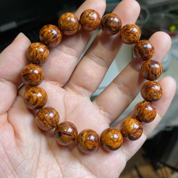 1.2红降花梨公降真香土埋老黄油玉化料芝麻点手串19g伽南香