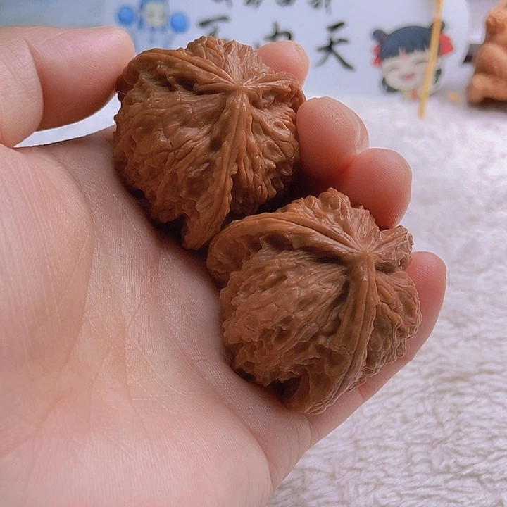 吊坠文玩核桃零****℃三棱