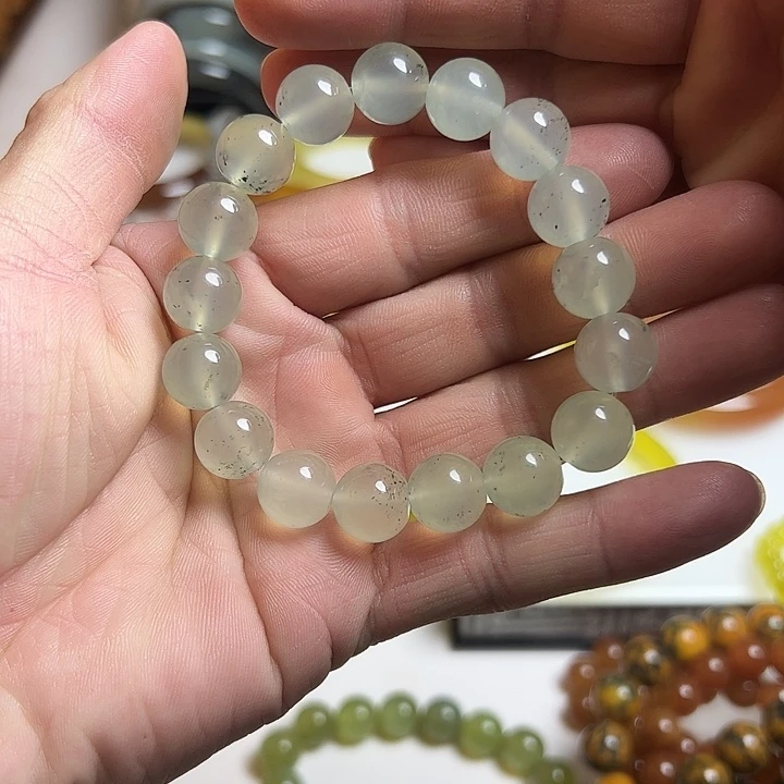 蛇纹石玉未镶嵌手链