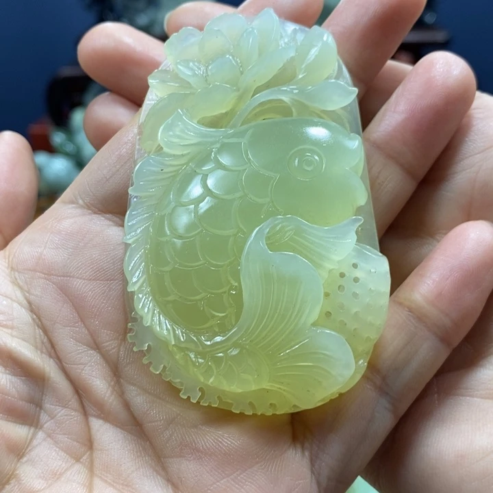 未镶嵌蛇纹石玉珠宝奇石