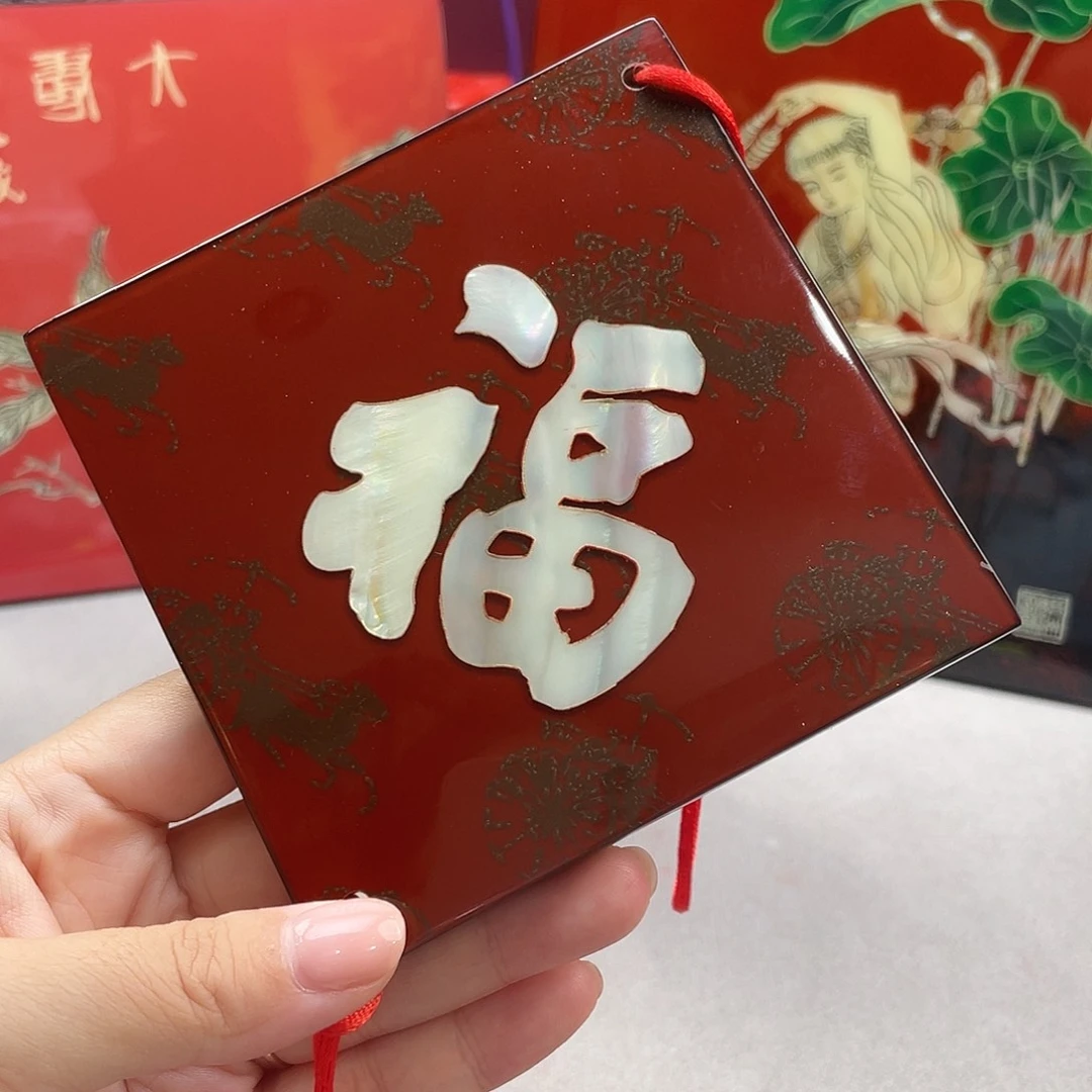 扬州漆器厂螺钿福字中国结