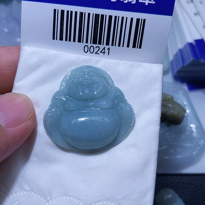 颈饰未镶嵌翡翠天光墟翡翠市场现金代购
