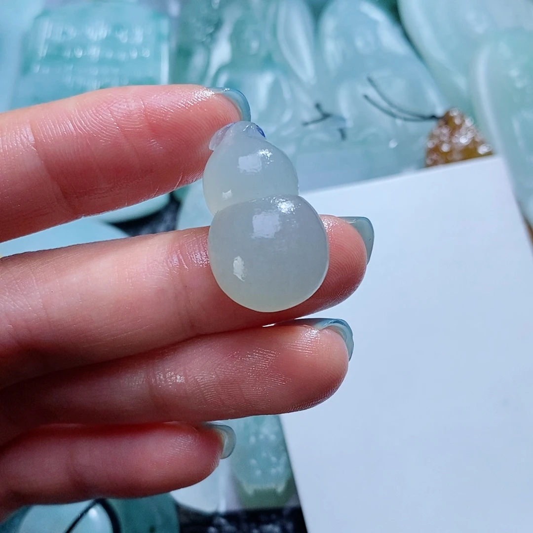 定制翡翠未镶嵌毛货付款后确认抛光