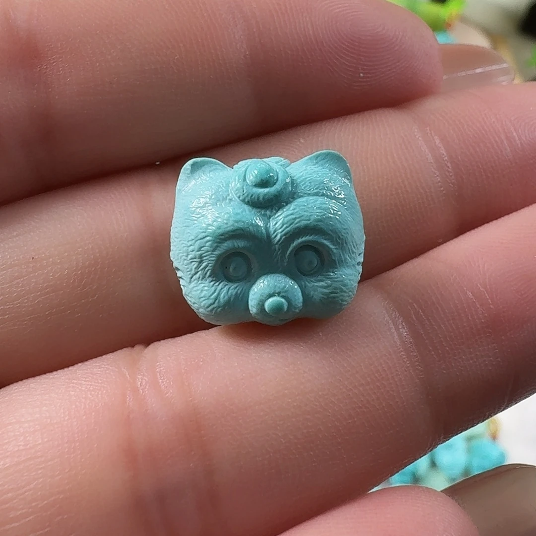 绿松石未镶嵌颈饰