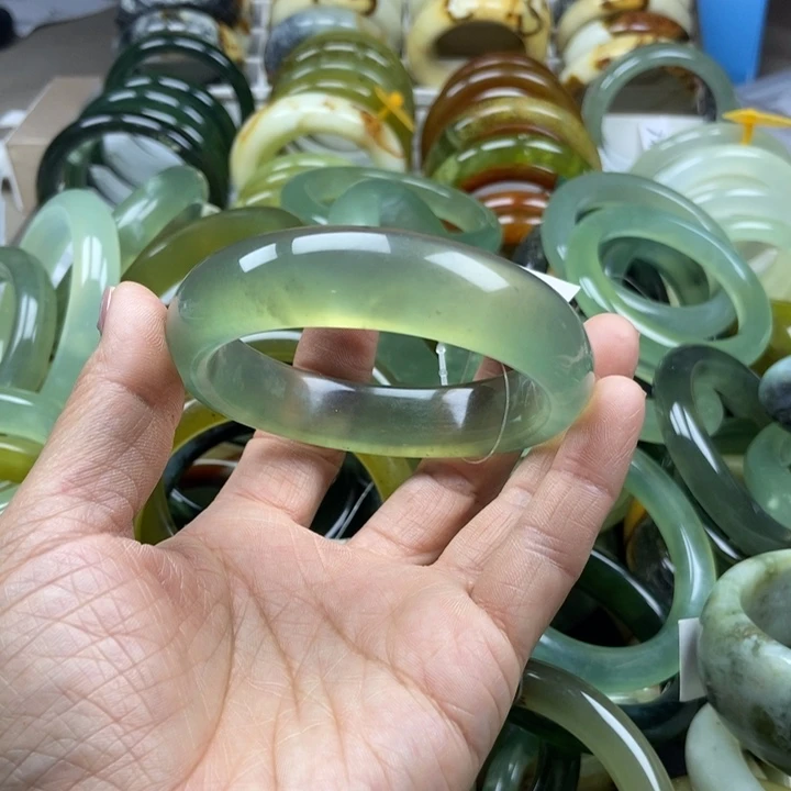 蛇纹石玉未镶嵌手镯爱****西