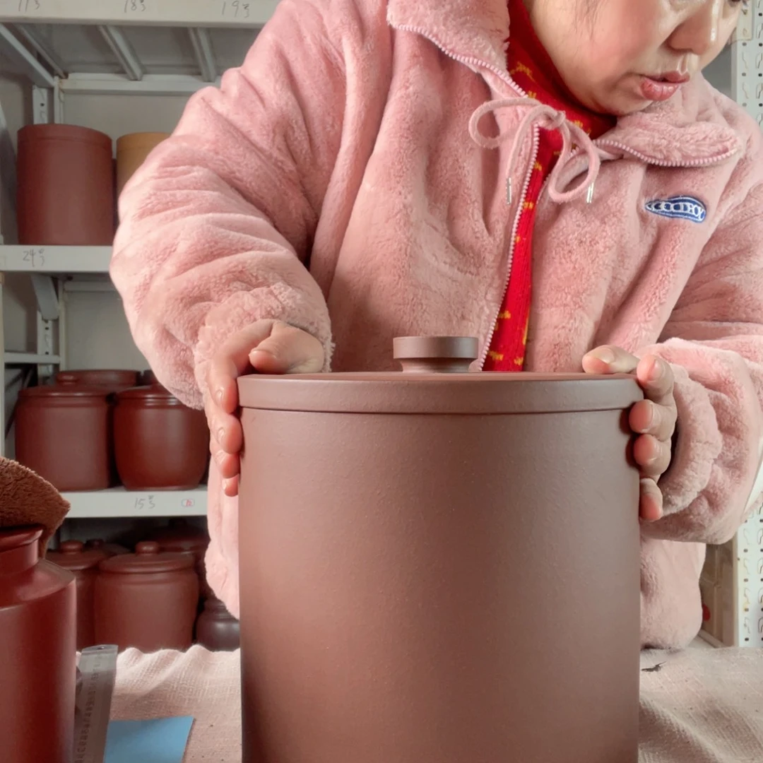 紫砂茶叶罐戈**漠今天晚上