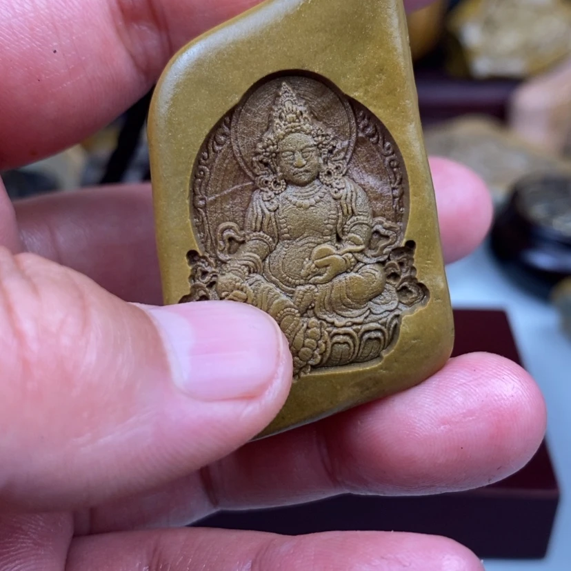 【闪购商品】原石雕刻手把件脖挂件