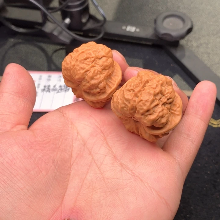 文玩核桃把件26号38蛤蟆头