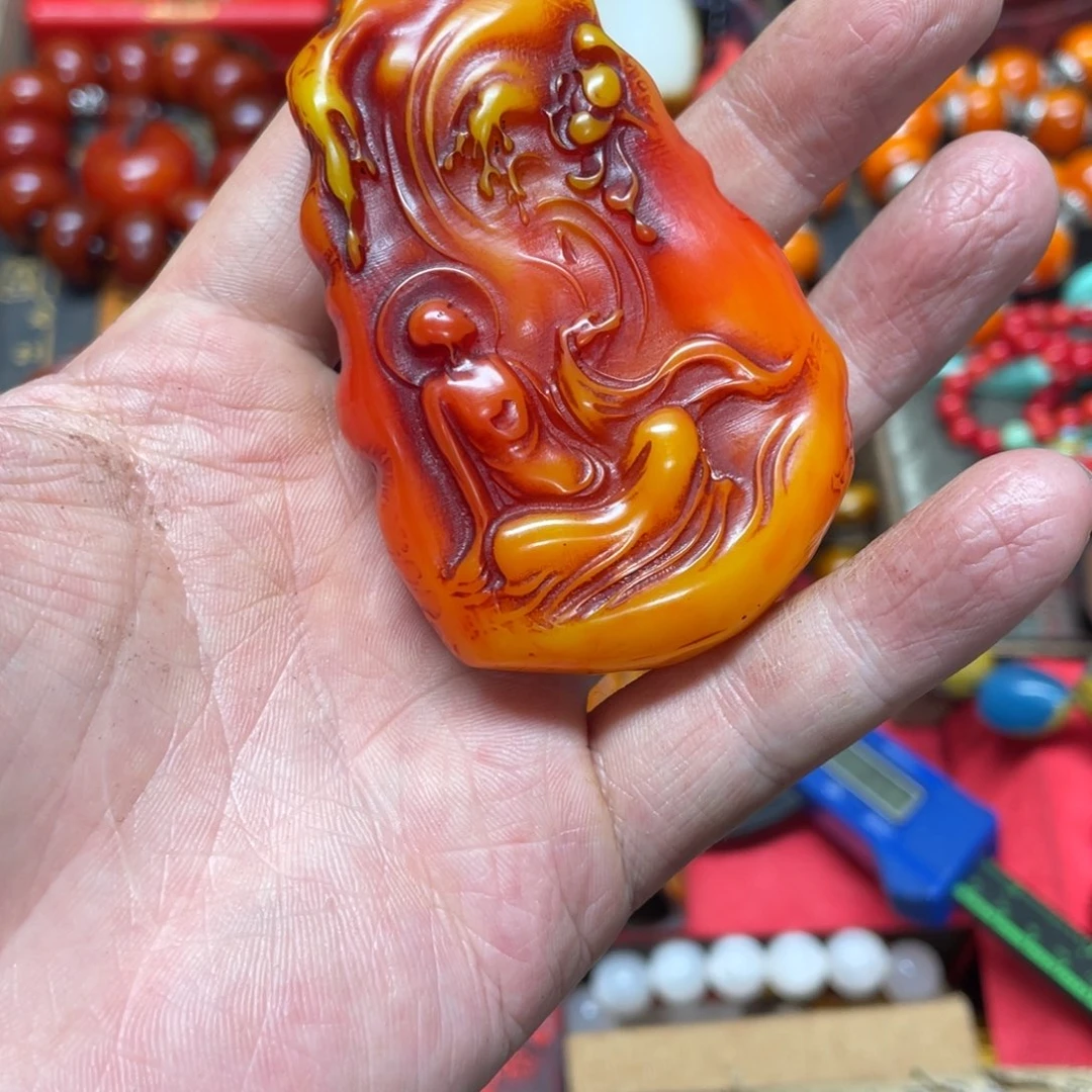 琥珀裸石未镶嵌好物推荐如图所示
