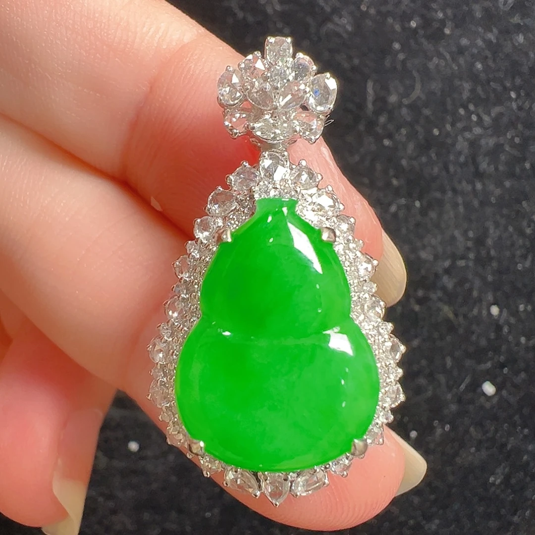 翡翠18K金镶嵌吊坠(不含链)