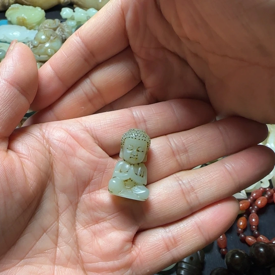 未镶嵌和田玉挂件