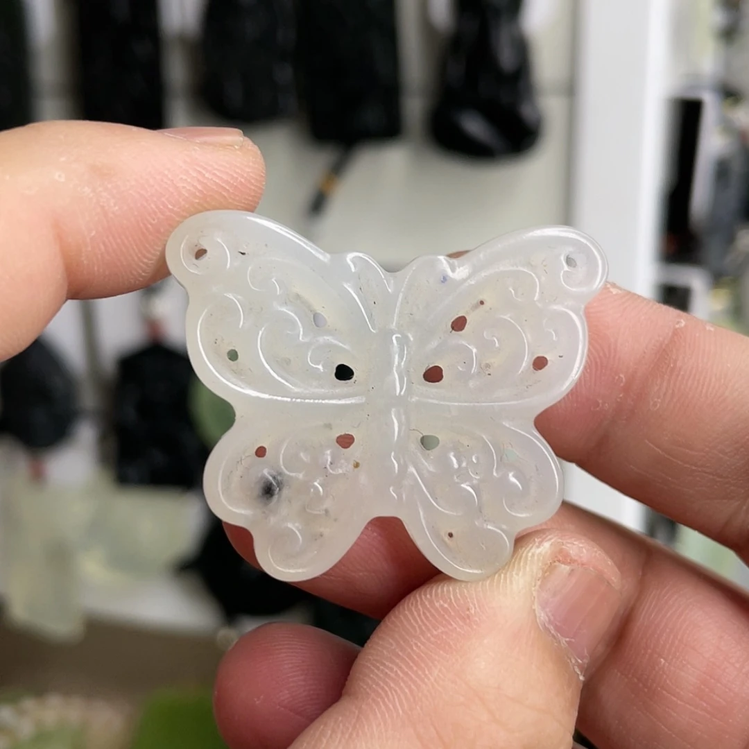 【闪购商品】岫玉颈饰未镶嵌蝴蝶 送绳子