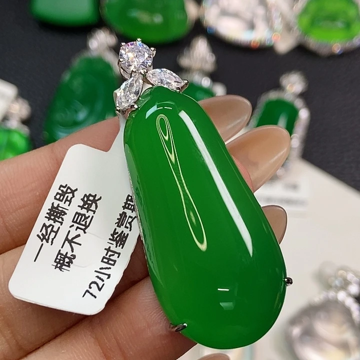 玛瑙/玉髓银S925镶嵌颈饰佛公吊坠