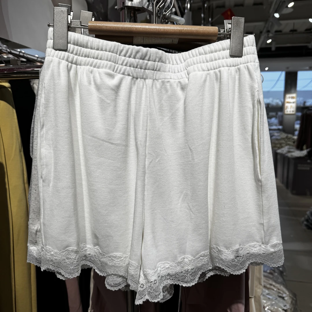 0051   [米璐公主80-130斤]蕾丝花边松紧腰头宽松亲肤百搭女短裤