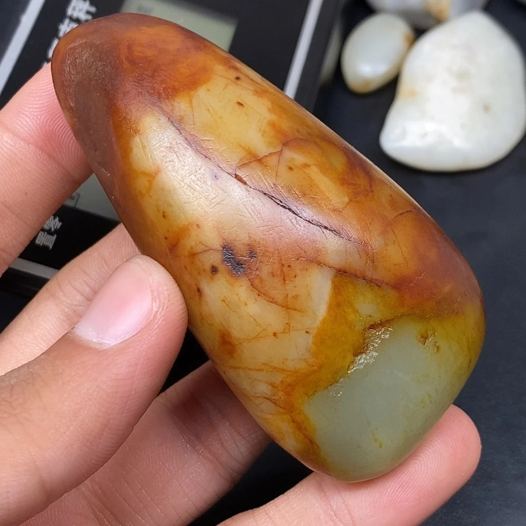 和田玉（糖玉）未镶嵌挂件