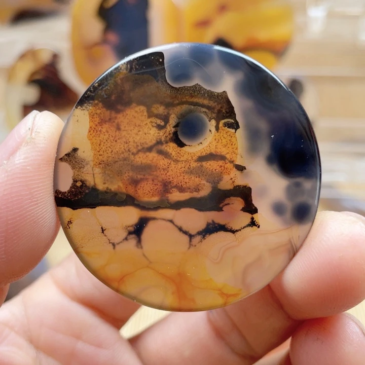 玛瑙/玉髓吊坠未镶嵌