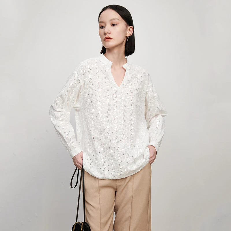 IN AND ON 夏日纯棉刺绣上衣 22257