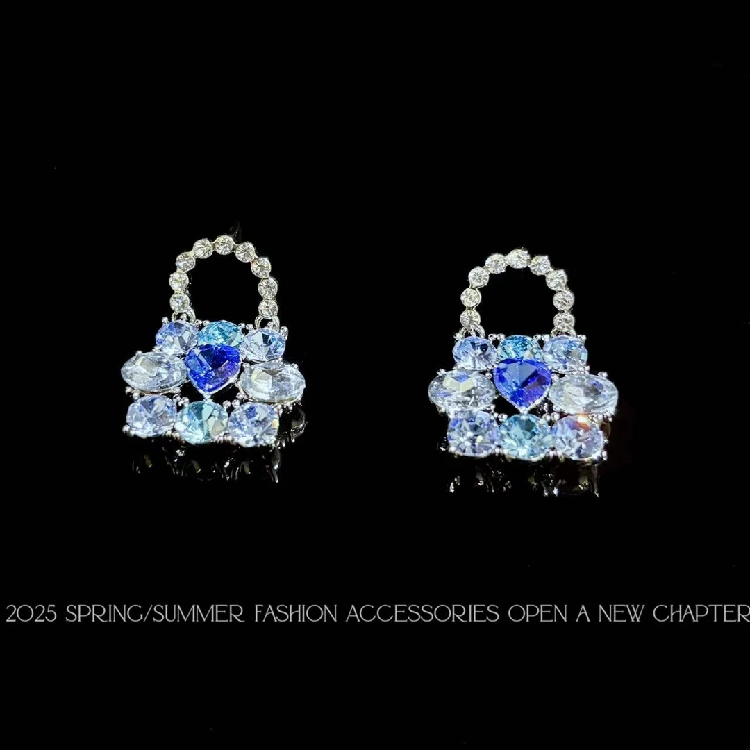 铜合金耳饰 镀K金 2025款C8976【蓝心包包】BOBAOLI 耳钉