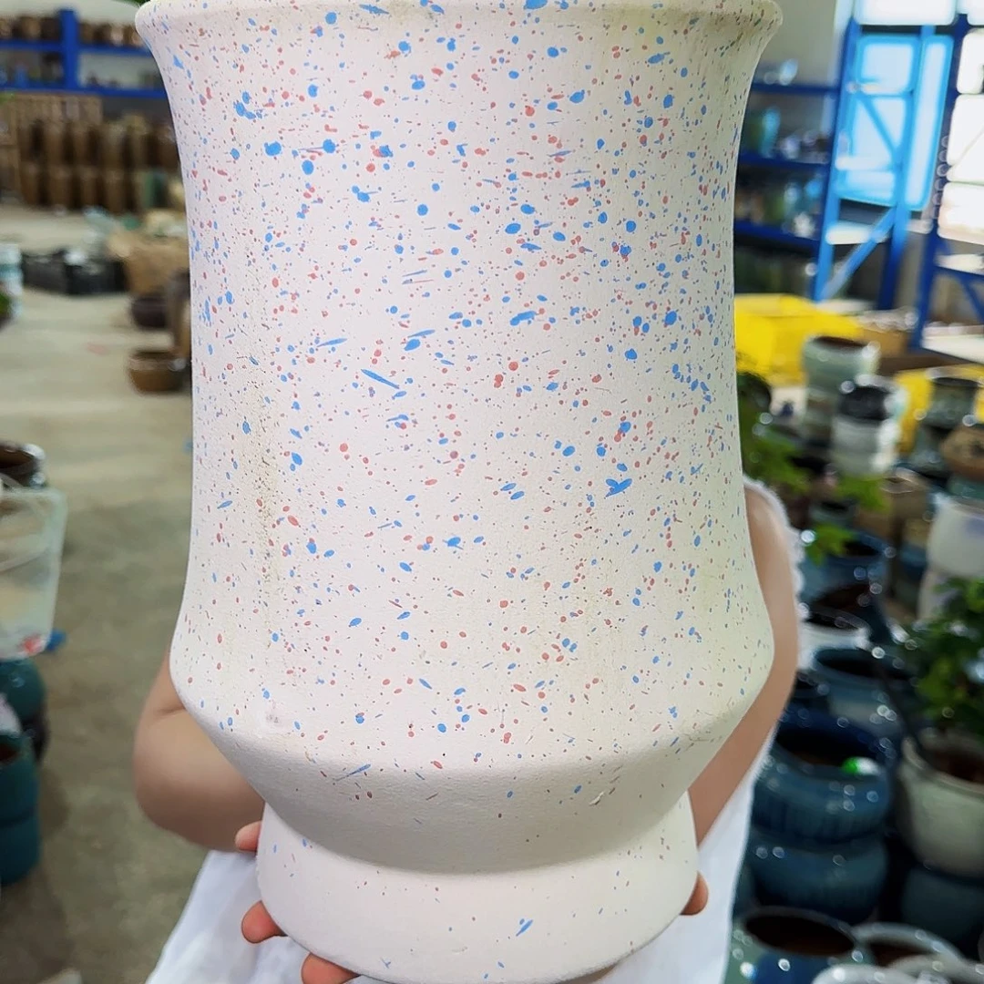 紫砂花盆高30口20。微瑕