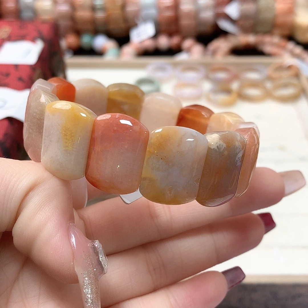 硅化珊瑚（珊瑚玉）手链未镶嵌幸***门432