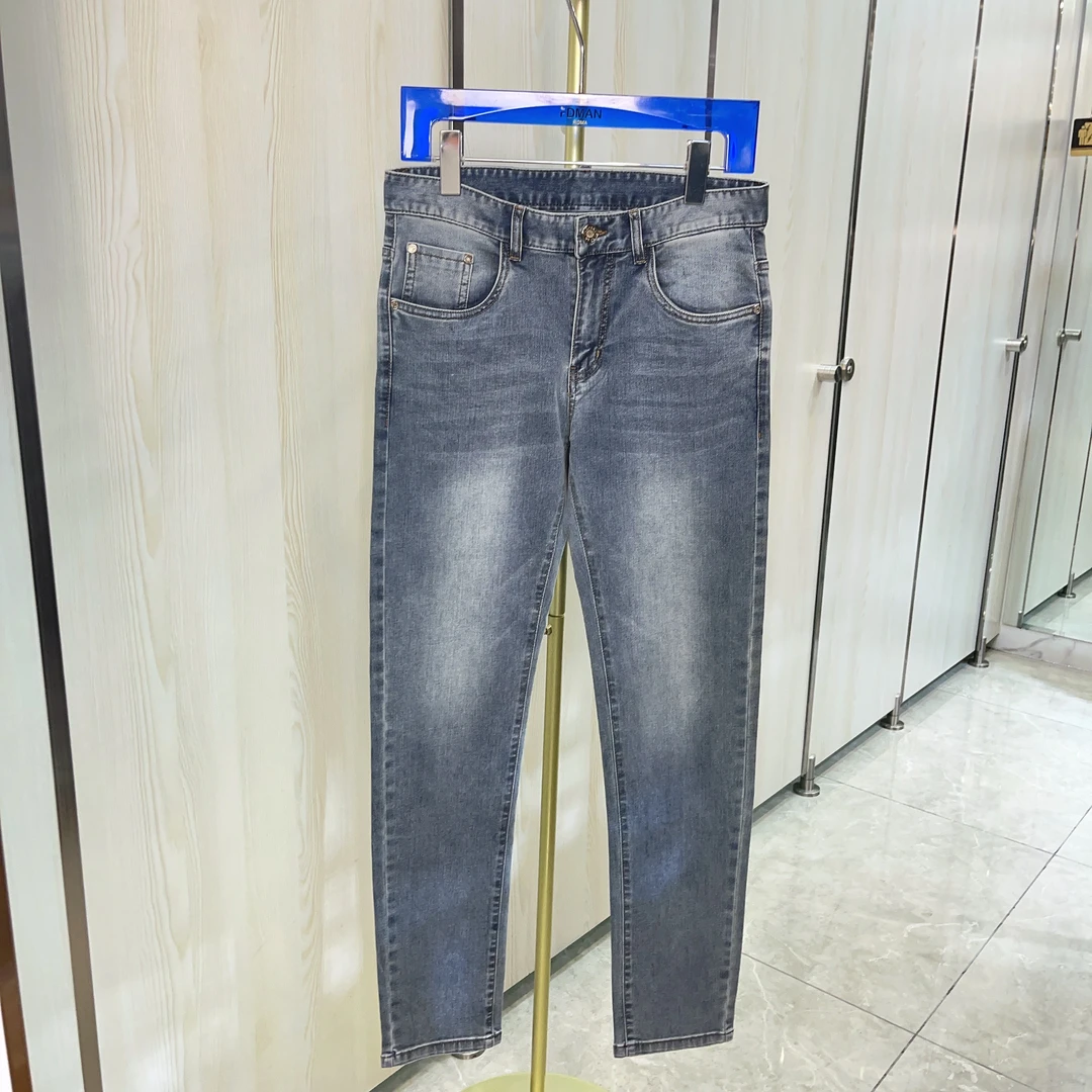 2025春夏男士时尚弹力修身小脚印花洗水牛仔裤百搭欧货7934