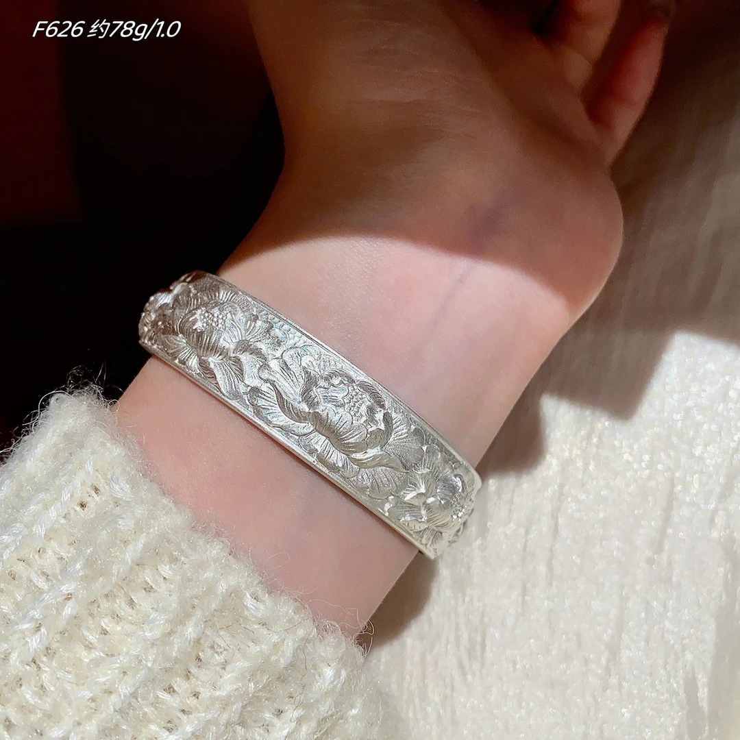 足银手镯 足银开口精工牡丹开口手镯130斤以上可戴