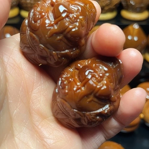 熊***橄榄核手串/手链玉华财神一对