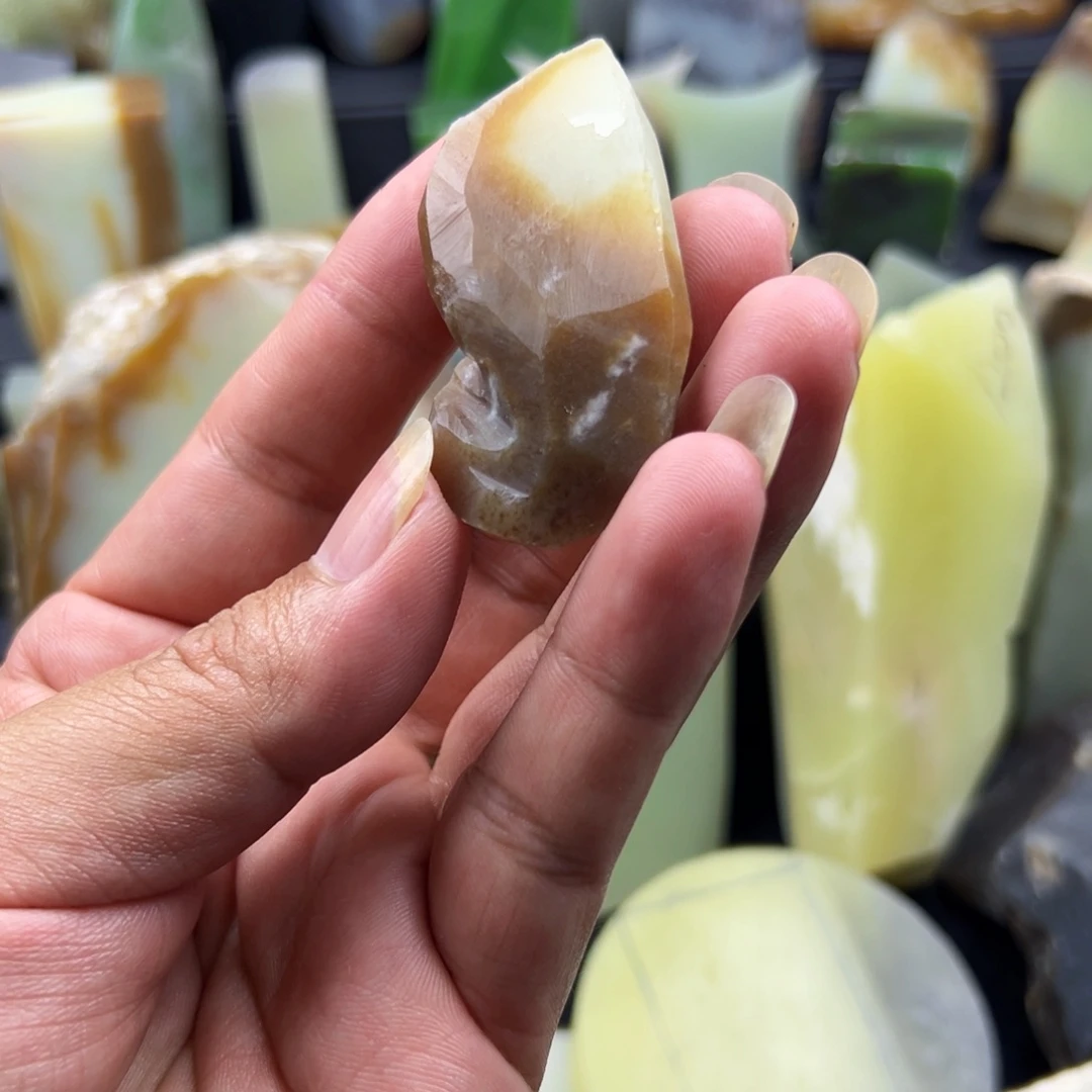 和田玉（糖玉）未镶嵌颈饰明**～