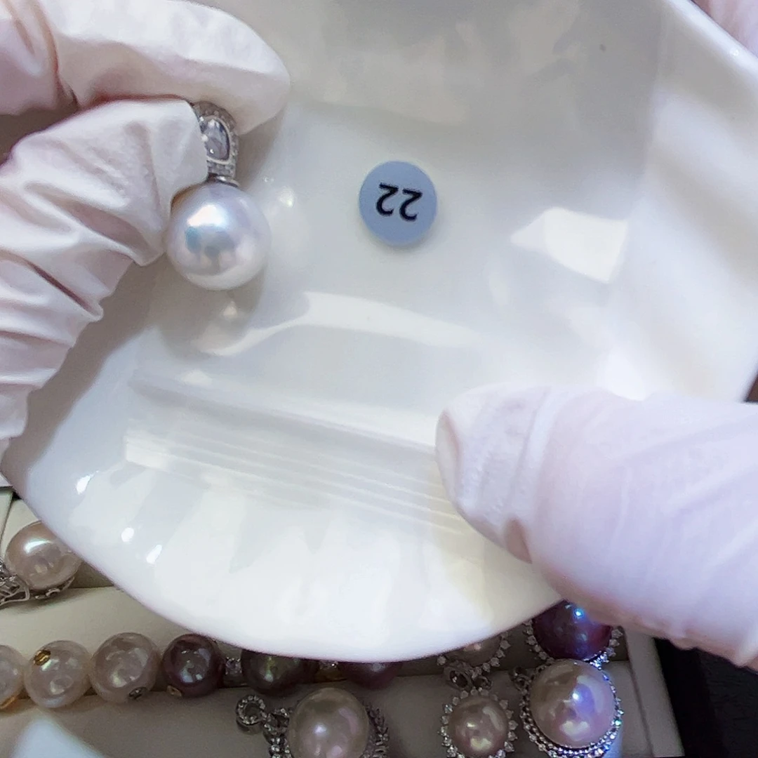 荔****颈饰银S925镶嵌淡水珍珠